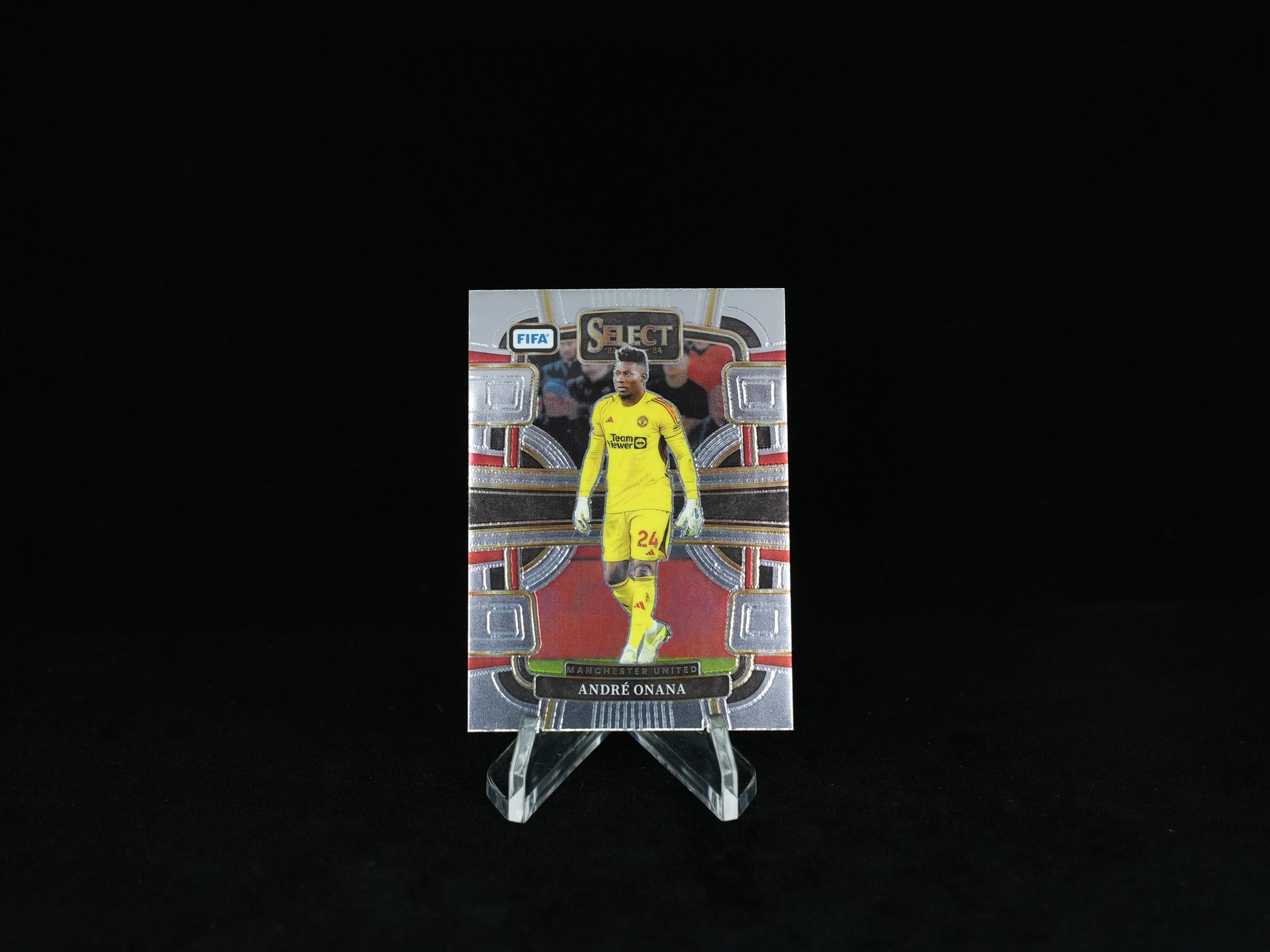 2023-2024 PANINI- SELECT FIFA - Manchester United - Base Card